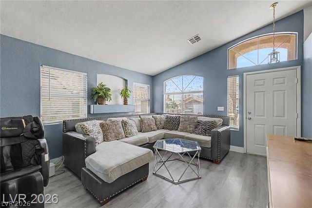 6609 Bush Clover Lane, Las Vegas, NV 89156