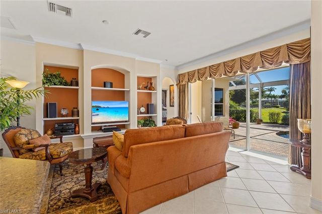 2634 Stonyhill CT, Cape Coral, FL 33991