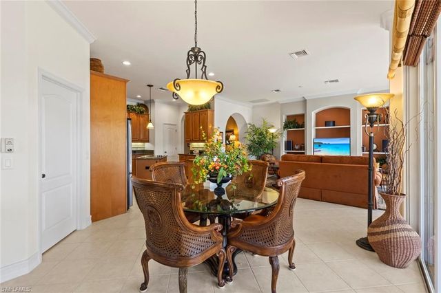 2634 Stonyhill CT, Cape Coral, FL 33991