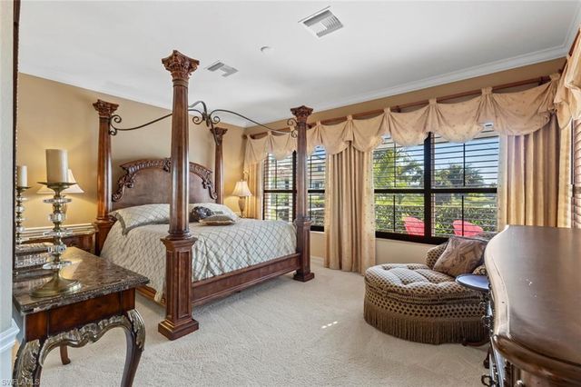 2634 Stonyhill CT, Cape Coral, FL 33991