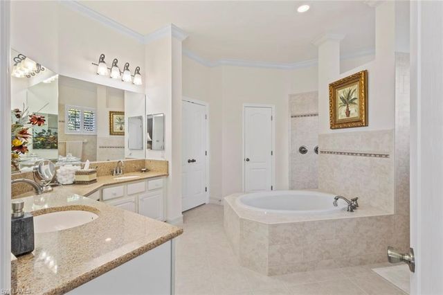 2634 Stonyhill CT, Cape Coral, FL 33991