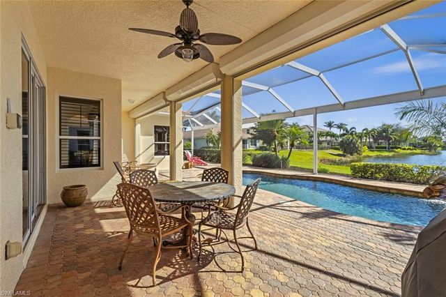 2634 Stonyhill CT, Cape Coral, FL 33991