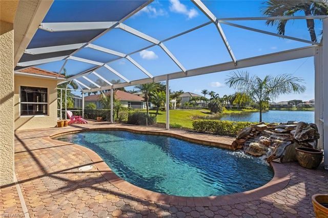 2634 Stonyhill CT, Cape Coral, FL 33991