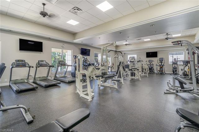 2634 Stonyhill CT, Cape Coral, FL 33991