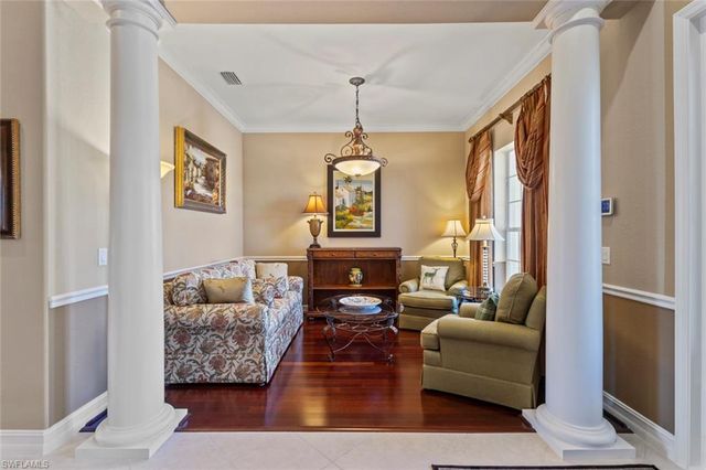 2634 Stonyhill CT, Cape Coral, FL 33991