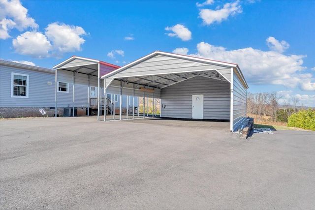 1625 Airport RD, Moneta, VA 24121