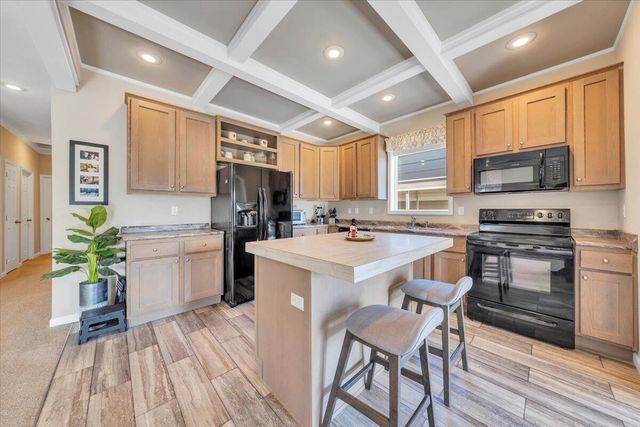 1625 Airport RD, Moneta, VA 24121