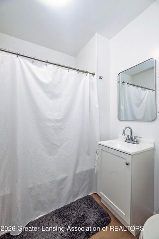 1354 Lansing Avenue, Lansing, MI 48915