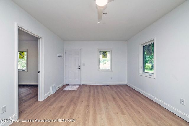 1354 Lansing Avenue, Lansing, MI 48915