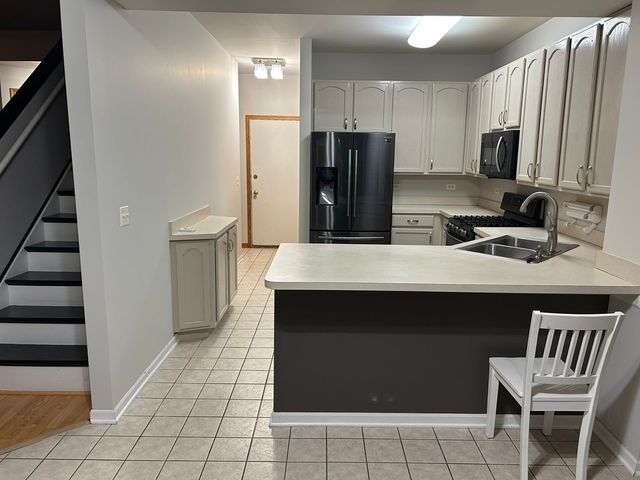 761 Dillon Court, Grayslake, IL 60030