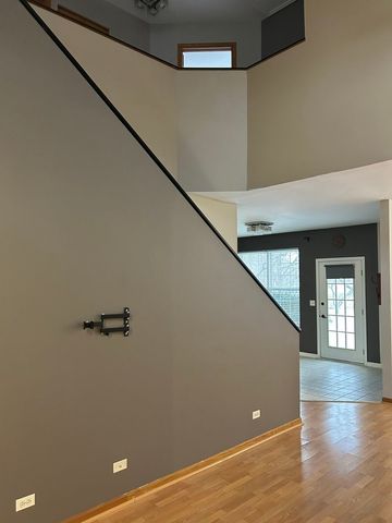 761 Dillon Court, Grayslake, IL 60030