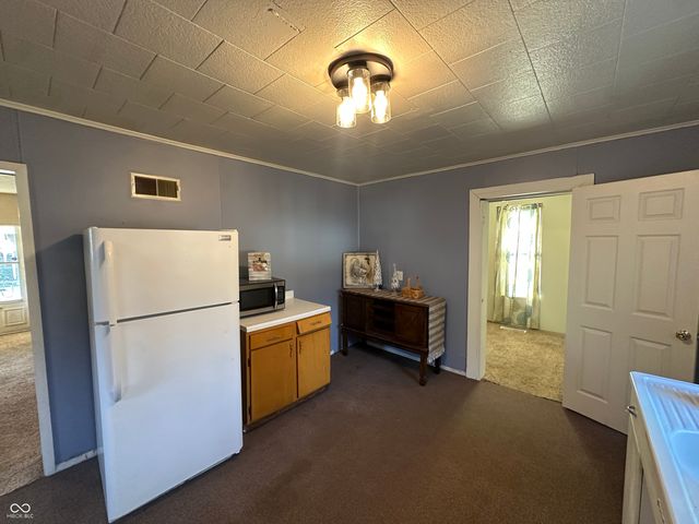 7 Beveridge Street, Greencastle, IN 46135