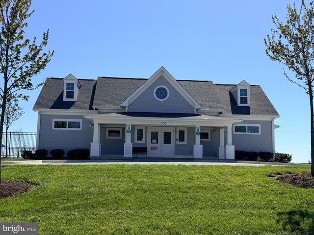 677 SEEBACK DR, Charles Town, WV 25414