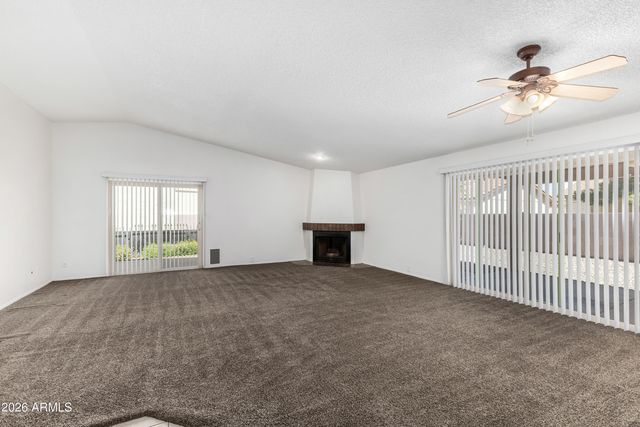 26619 S SNEAD Drive, Sun Lakes, AZ 85248