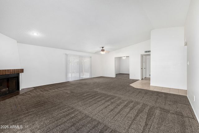 26619 S SNEAD Drive, Sun Lakes, AZ 85248