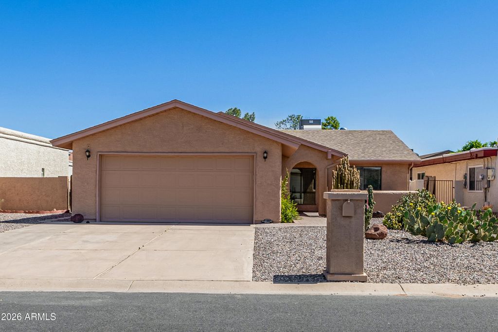 26619 S SNEAD Drive, Sun Lakes, AZ 85248