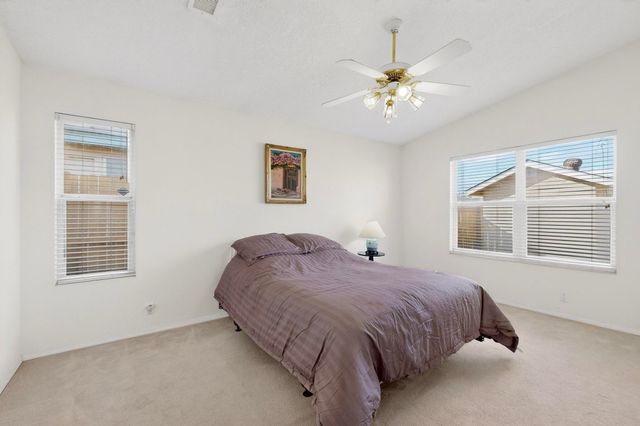 6401 Sunray Court NW, Albuquerque, NM 87120