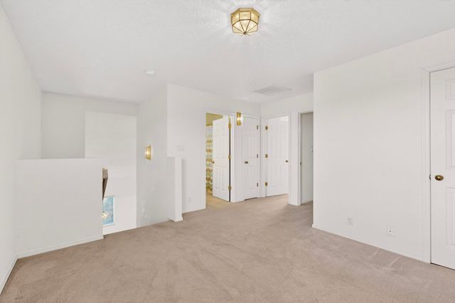 6401 Sunray Court NW, Albuquerque, NM 87120