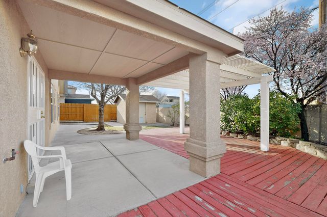 6401 Sunray Court NW, Albuquerque, NM 87120