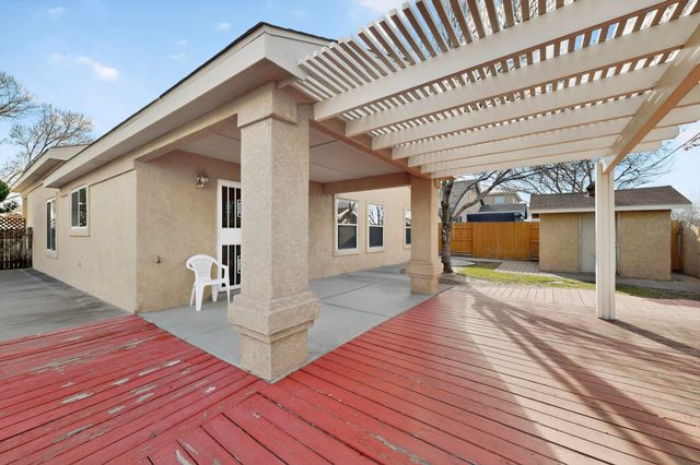 6401 Sunray Court NW, Albuquerque, NM 87120