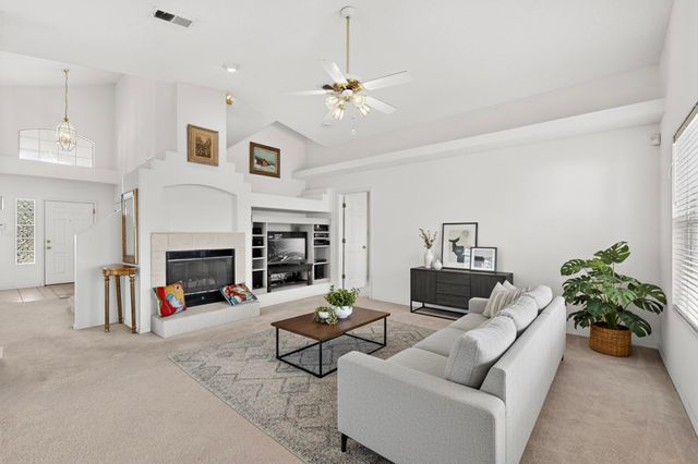 6401 Sunray Court NW, Albuquerque, NM 87120