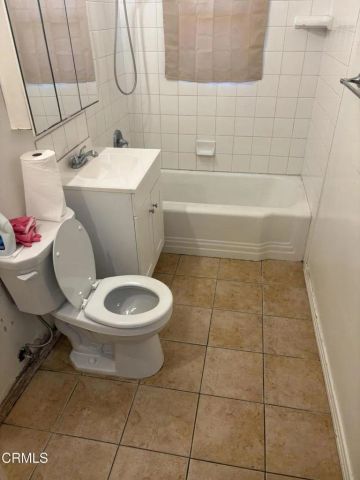 222 W Juniper Street, Oxnard, CA 93033