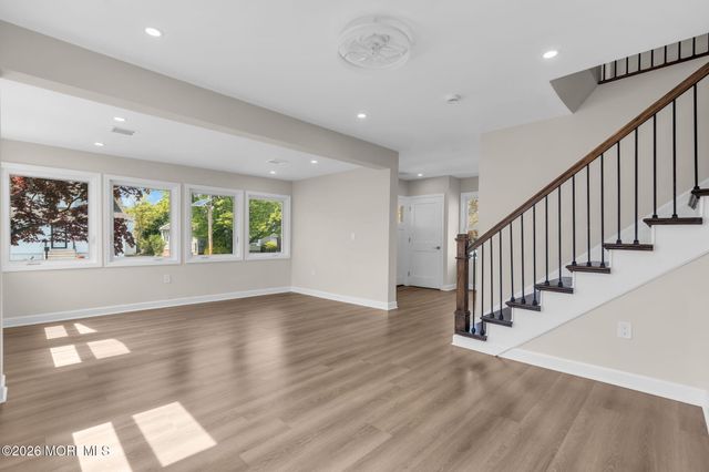 21 Market Street, Edison, NJ 08817