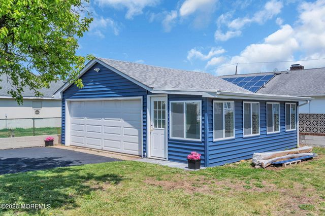 21 Market Street, Edison, NJ 08817