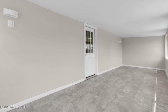 21 Market Street, Edison, NJ 08817