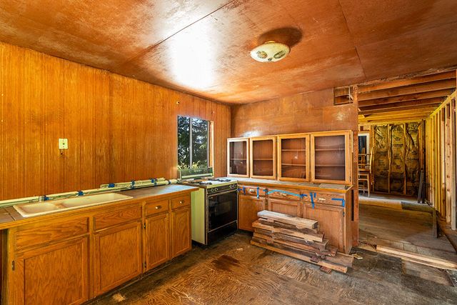 330 California Avenue, Arcata, CA 95521