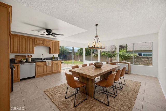 989 Oakdale, Corona, CA 92878