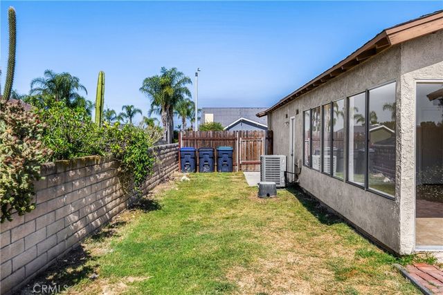 989 Oakdale, Corona, CA 92878