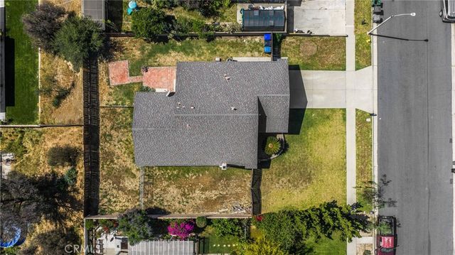 989 Oakdale, Corona, CA 92878