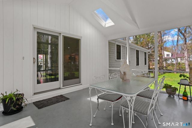 208 Wildflower Lane, Fairfield, CT 06824