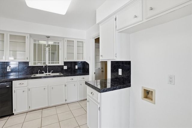 7106 Taos Dr, Corpus Christi, TX 78413