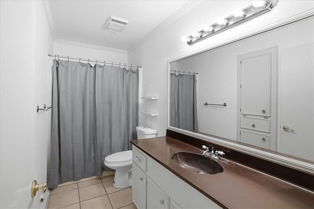 7106 Taos Dr, Corpus Christi, TX 78413