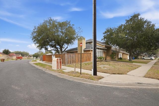 7106 Taos Dr, Corpus Christi, TX 78413