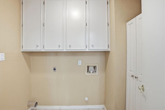 7106 Taos Dr, Corpus Christi, TX 78413