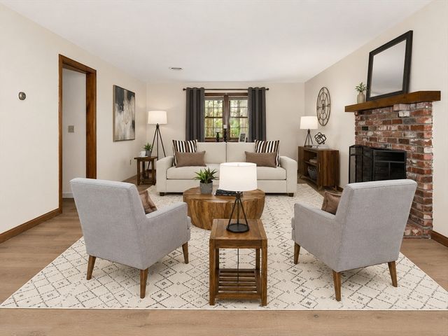385 N Broadway, Haverhill, MA 01832