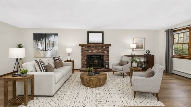 385 N Broadway, Haverhill, MA 01832