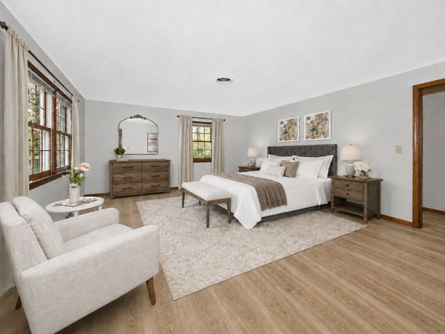 385 N Broadway, Haverhill, MA 01832
