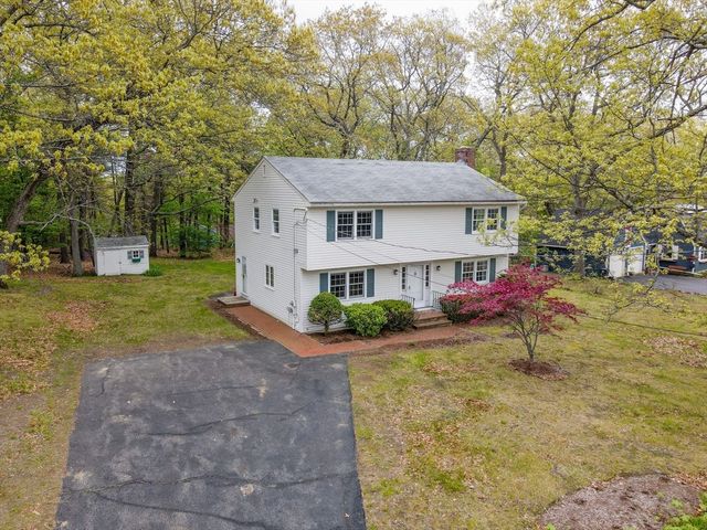 385 N Broadway, Haverhill, MA 01832