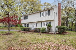 385 N Broadway, Haverhill, MA 01832