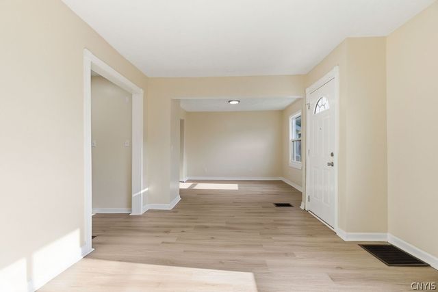124 Mayar Street, Syracuse, NY 13208