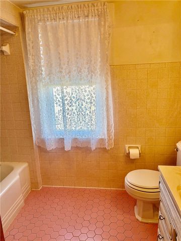 2613 Linden Ave, Hopewell Twp, PA 15001
