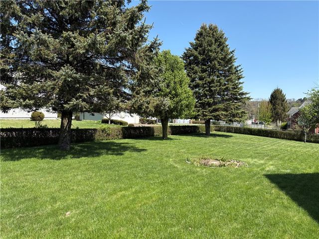 2613 Linden Ave, Hopewell Twp, PA 15001