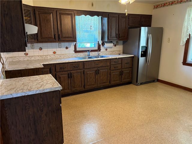 2613 Linden Ave, Hopewell Twp, PA 15001