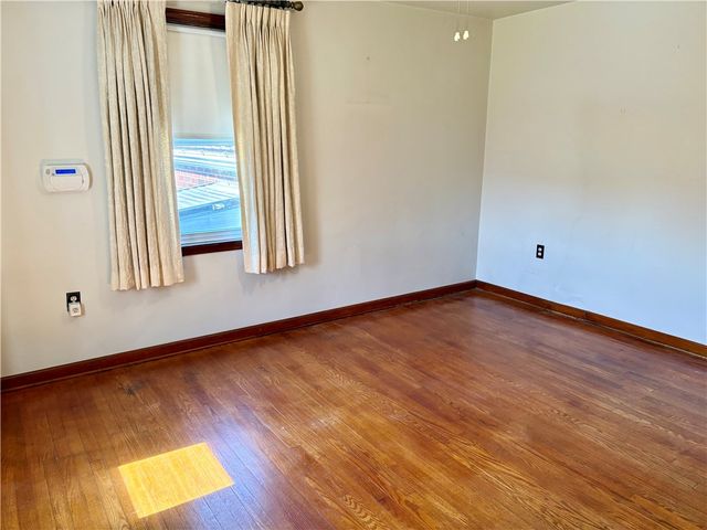 2613 Linden Ave, Hopewell Twp, PA 15001