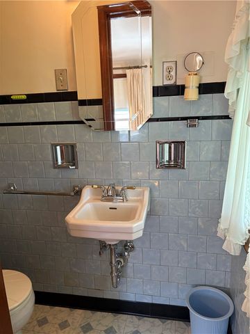 2613 Linden Ave, Hopewell Twp, PA 15001