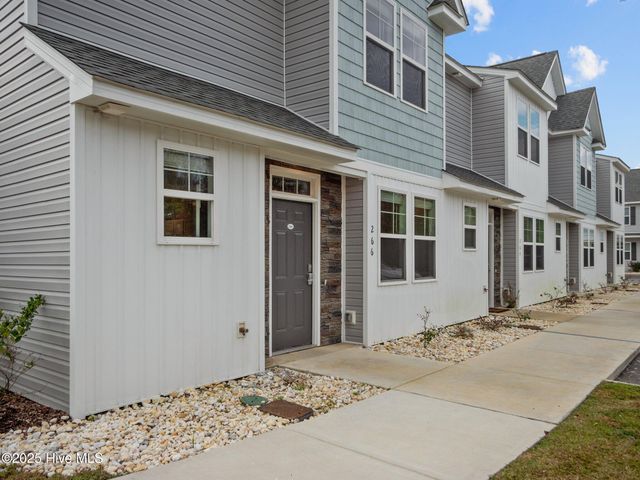 266 Sandy Cove Lane, Sneads Ferry, NC 28460